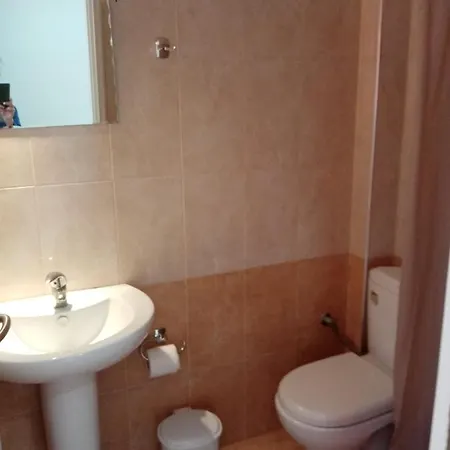 Jusmine Apartment